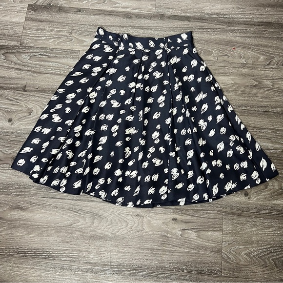 Kate Spade Dark Navy and White Patterned Women's Skirt - Picture 1 of 7
